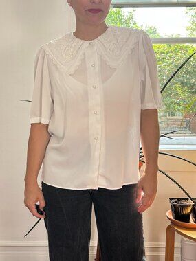 Vintage ELITE White Short Sleeve Blouse - Size M